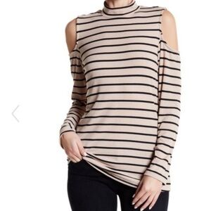 Bobeau Black Beige Striped Ribbed Cold Shoulder Mock Neck Top Size Large